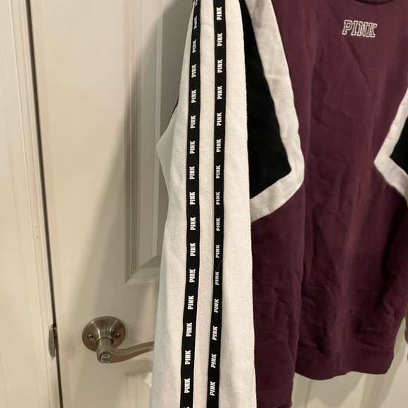 VS Pink Crewneck Sweatshirt - Picture 2 of 4